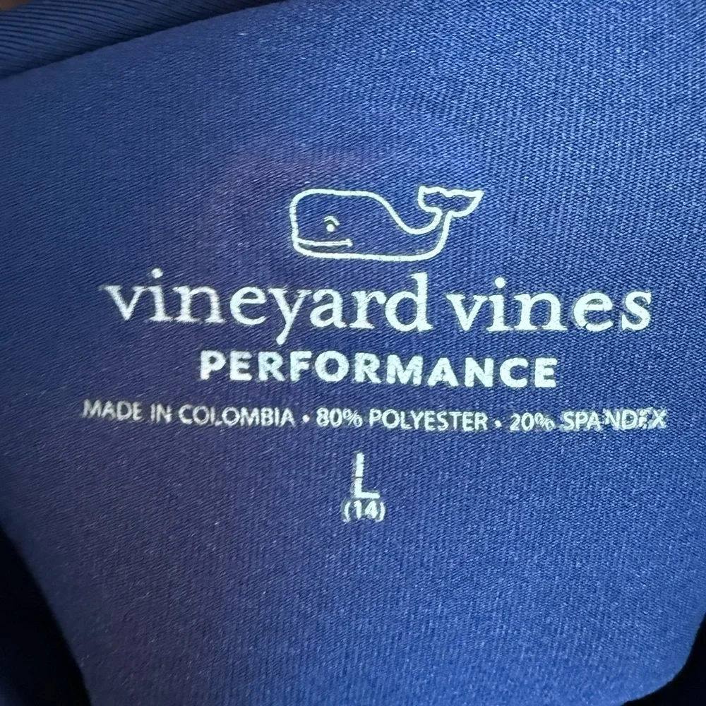Vineyard Vines Performance Navy Rash Guard LS Poly Blend Whale Logo kidSz L (14) - Picture 4 of 8